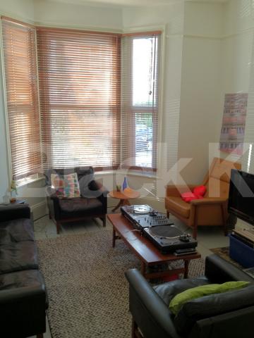 			NEW INSTRUCTION, 2 Bedroom, 1 bath, 1 reception Ground Floor Flat			 Medora Road, Brixton.